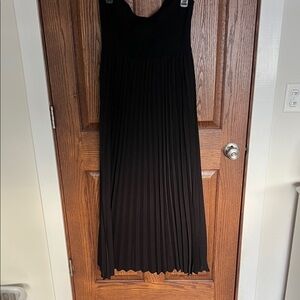 Elegant Black Pleated Dress